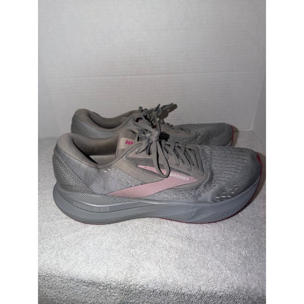 Women's Brooks Adrenaline GTS 24 Shoes Size 11